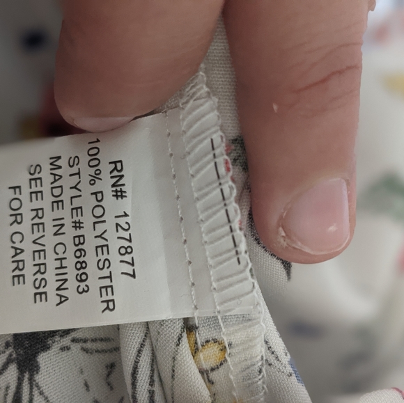 Ovi Flutter Sleeve Top - Picture 5 of 5